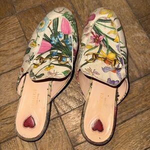 Gucci Floral Women's Mules - Cream